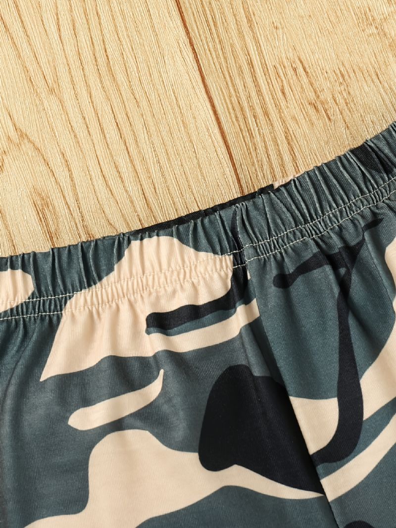 Gutter Letter Print Kortermet Topp + Camo Shorts Sett Barneklær